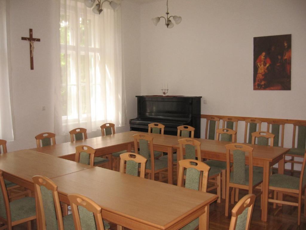 Mater Salvatoris House Hotel Gödöllő Екстериор снимка