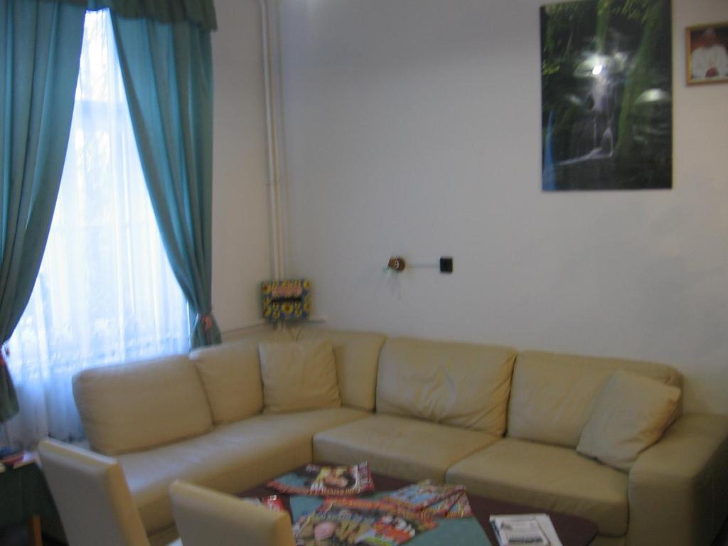 Mater Salvatoris House Hotel Gödöllő Екстериор снимка
